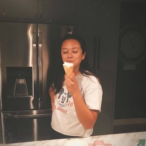 Meet your Posher, Arielle